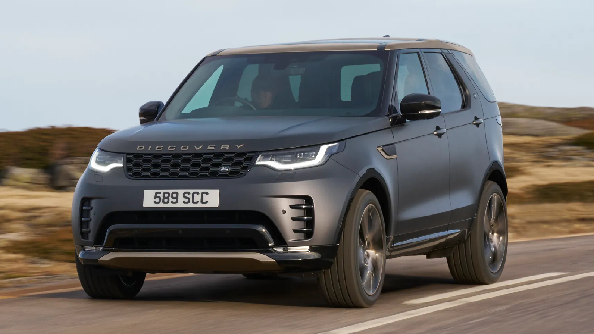 Land Rover has lightly updated the Discovery and unveiled two new special editions